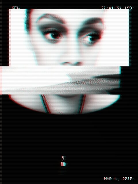 glitchr_1425615648000.jpg image